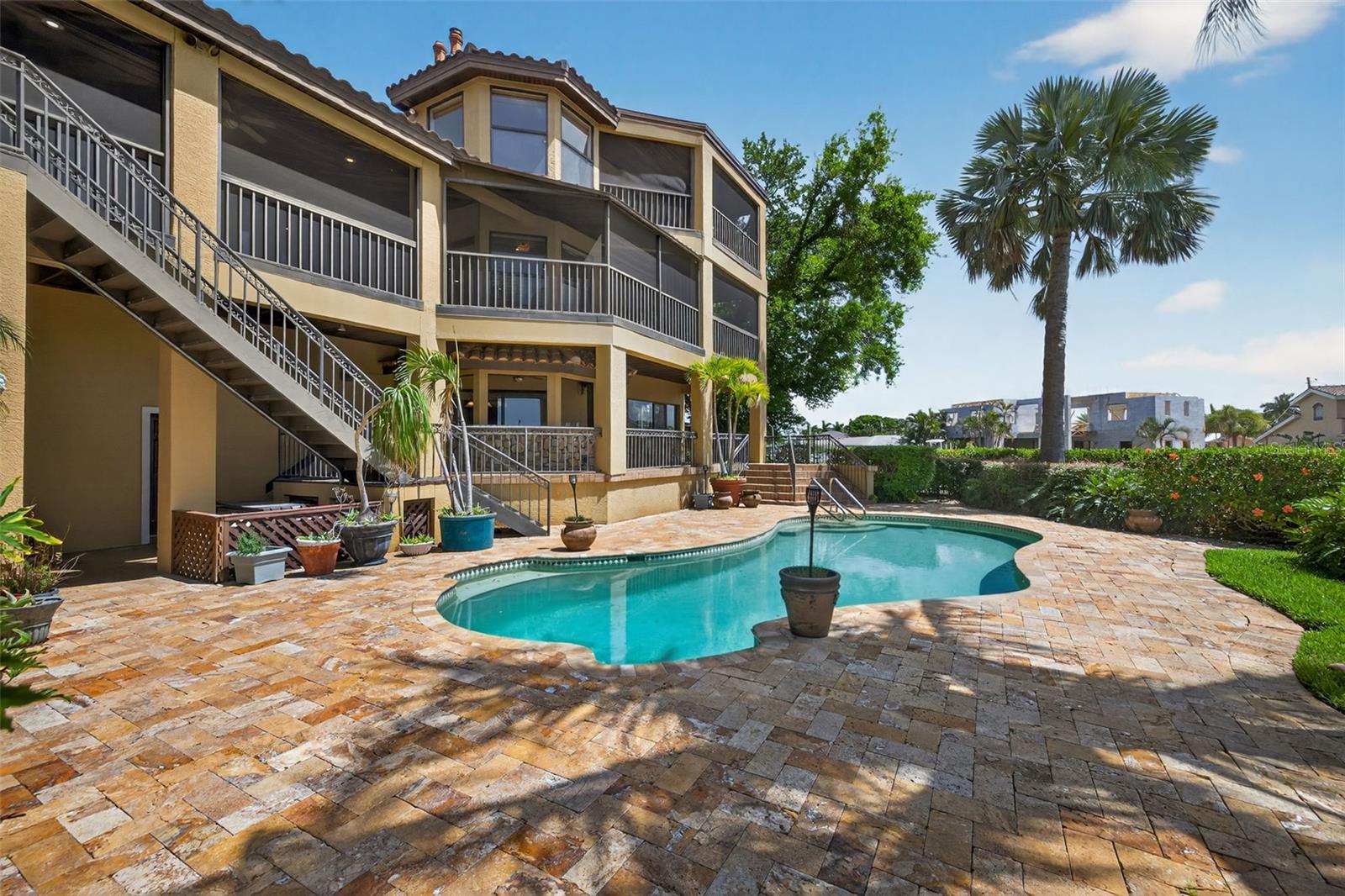 WATERWAY ESTATES SEC 1 - Residential