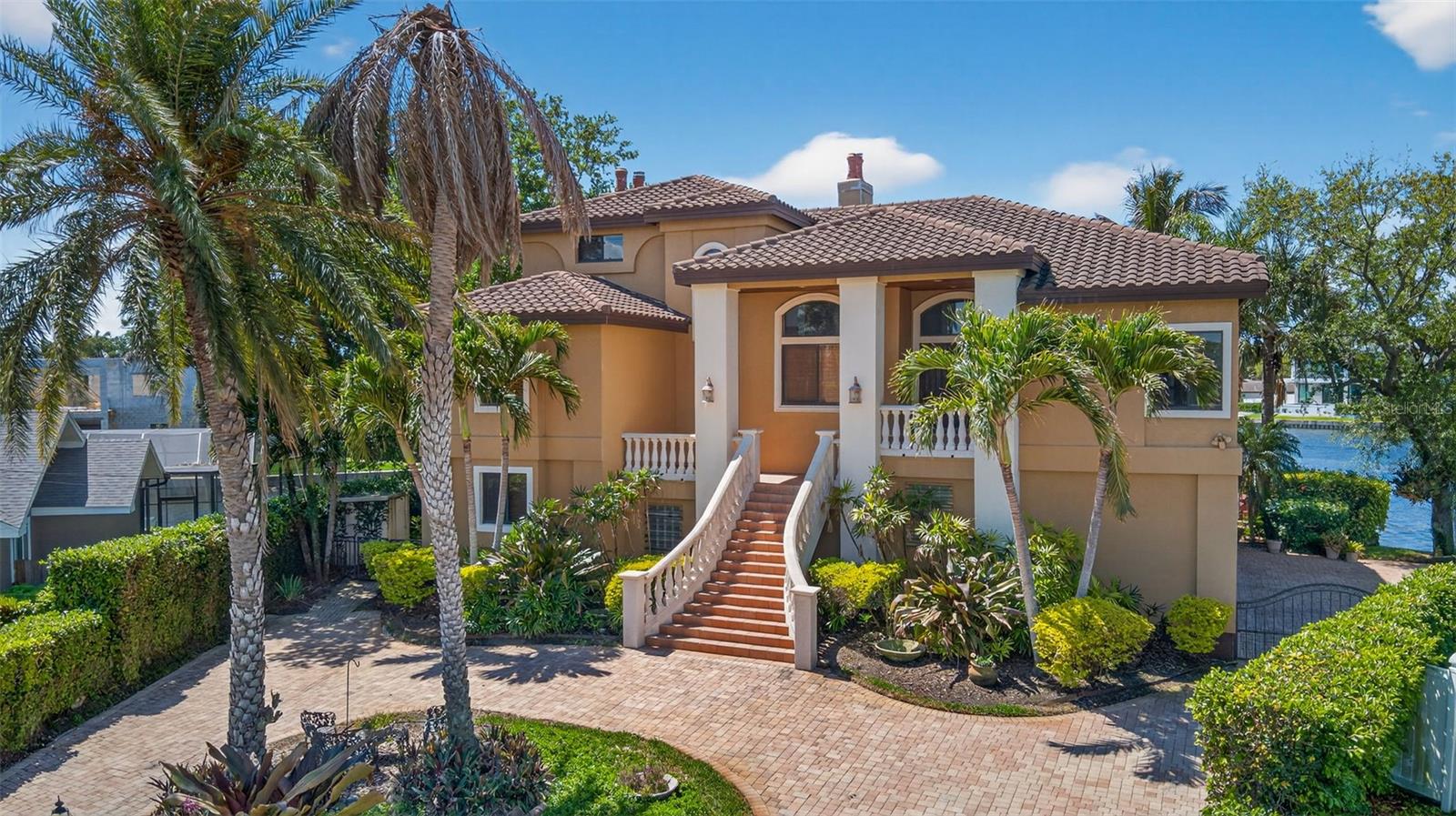 WATERWAY ESTATES SEC 1 - Residential