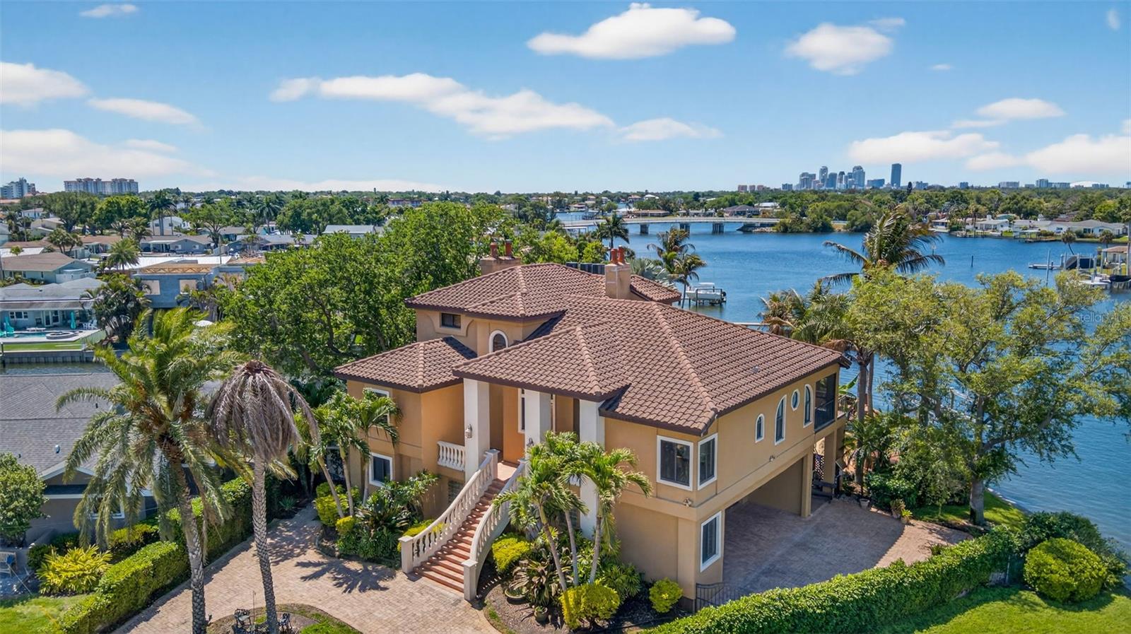 WATERWAY ESTATES SEC 1 - Residential