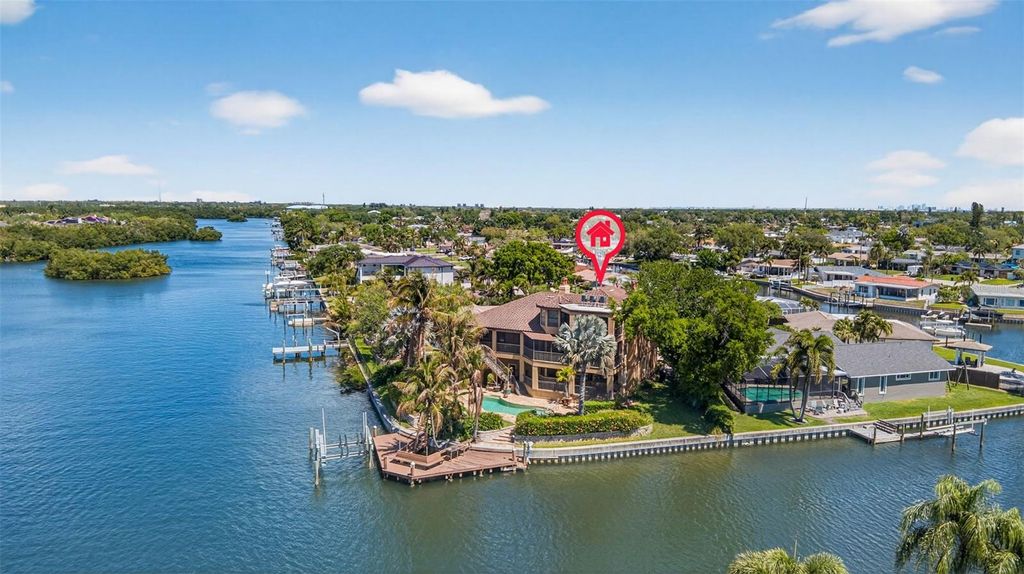 Photo of 4300 13th Way NE, St Petersburg, FL 33703 (MLS # TB8499572)