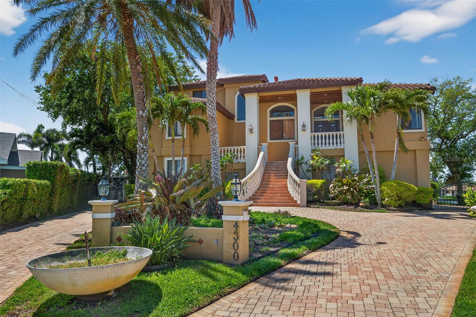 WATERWAY ESTATES SEC 1 - Residential