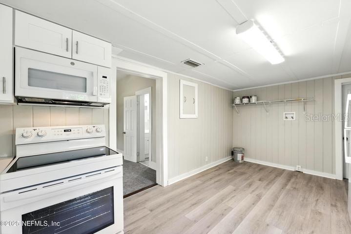 NEW RIVERSIDE - Residential