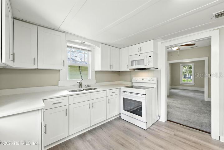 NEW RIVERSIDE - Residential