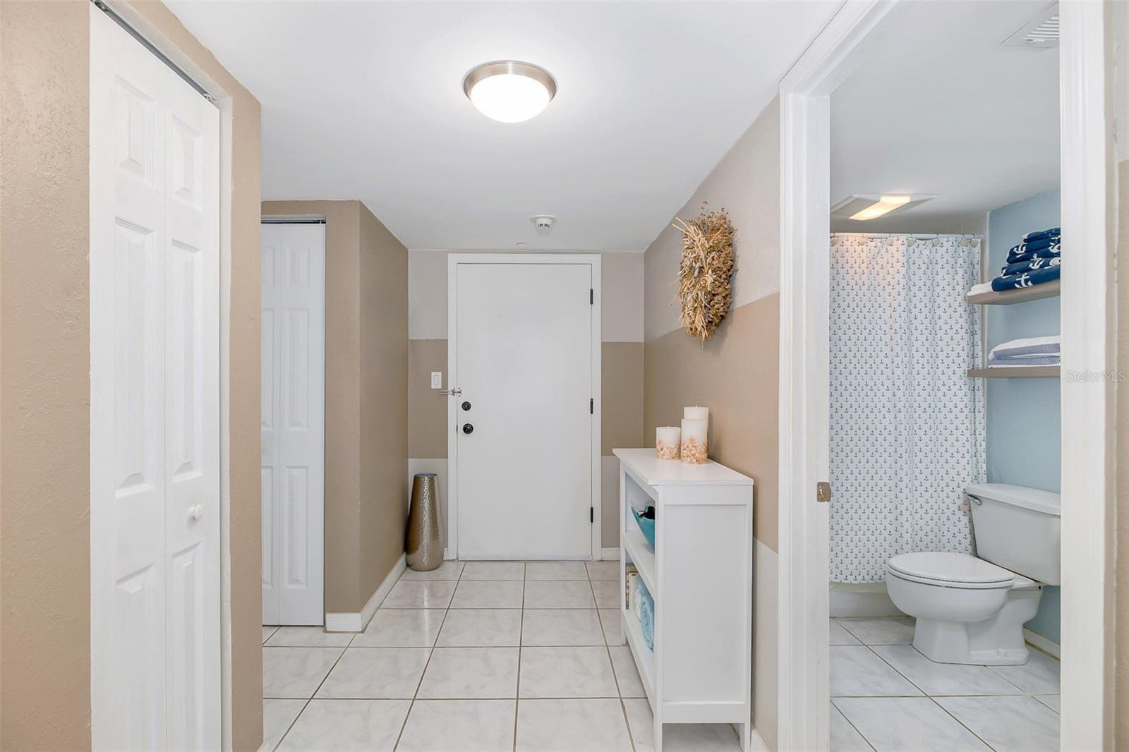 51 ISLAND WAY CONDO - Residential