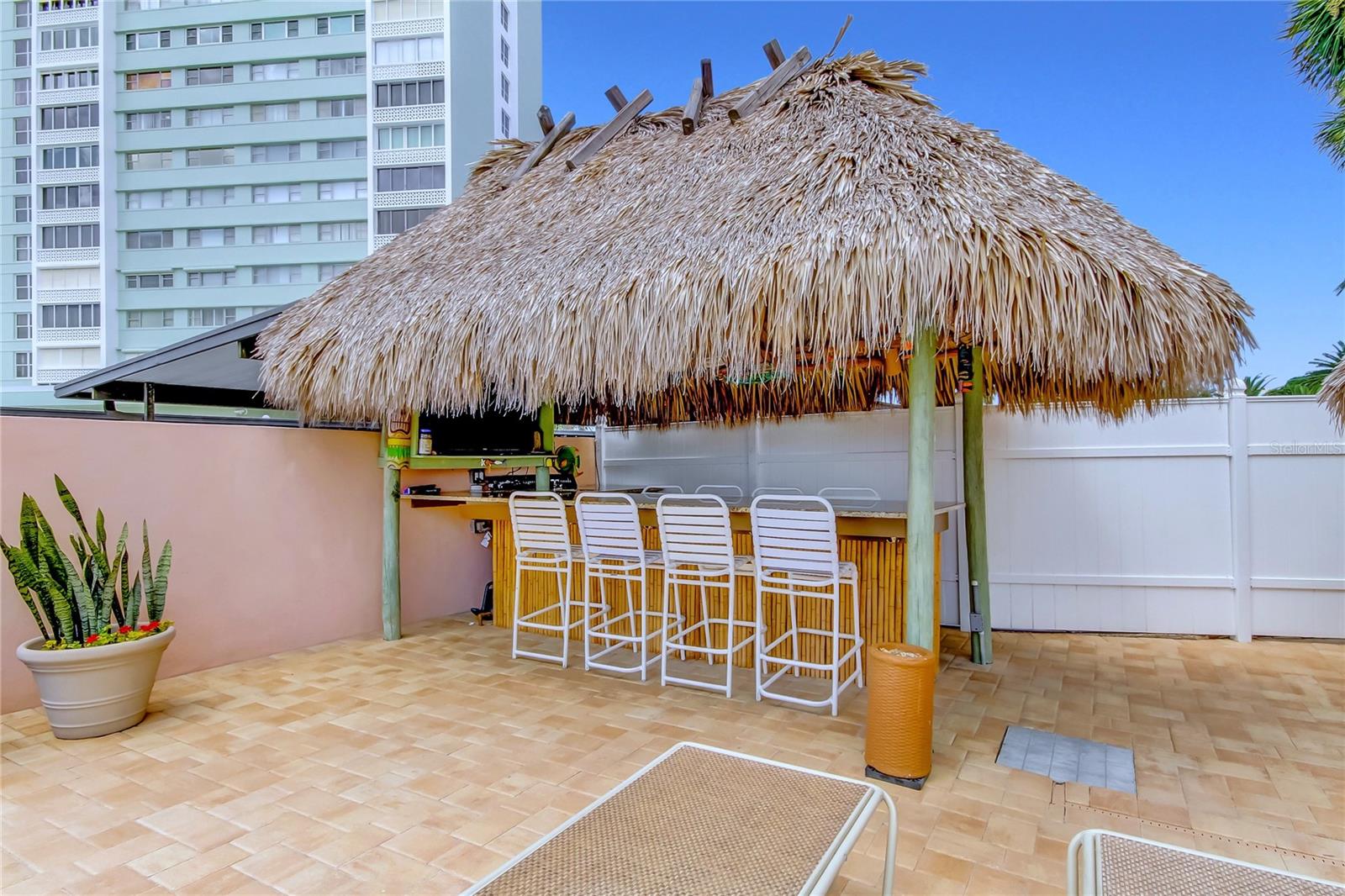 51 ISLAND WAY CONDO - Residential