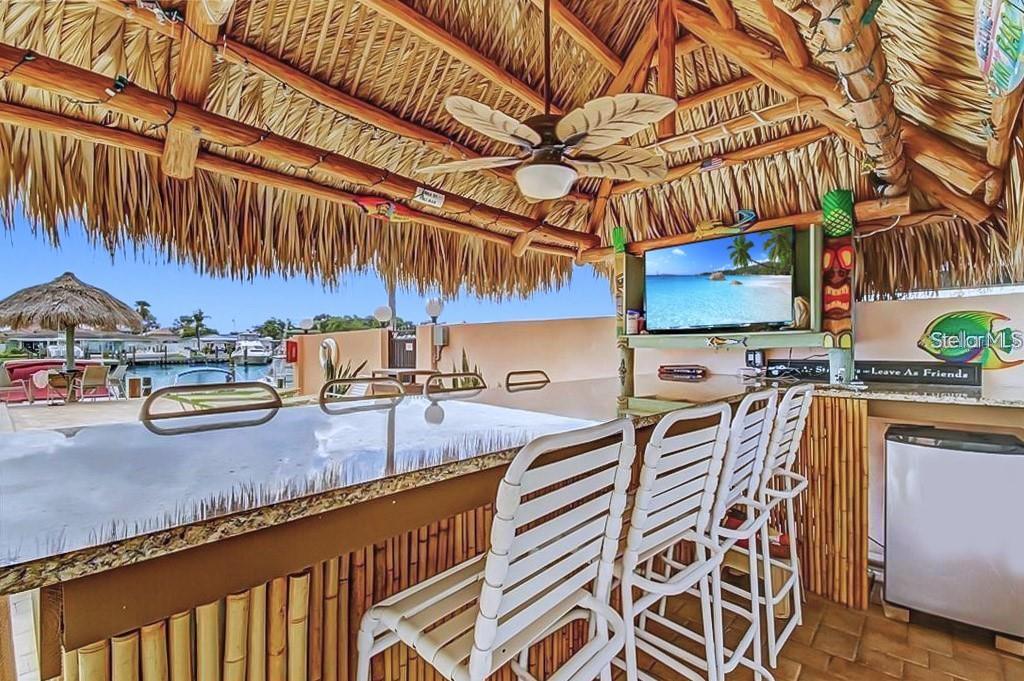 51 ISLAND WAY CONDO - Residential