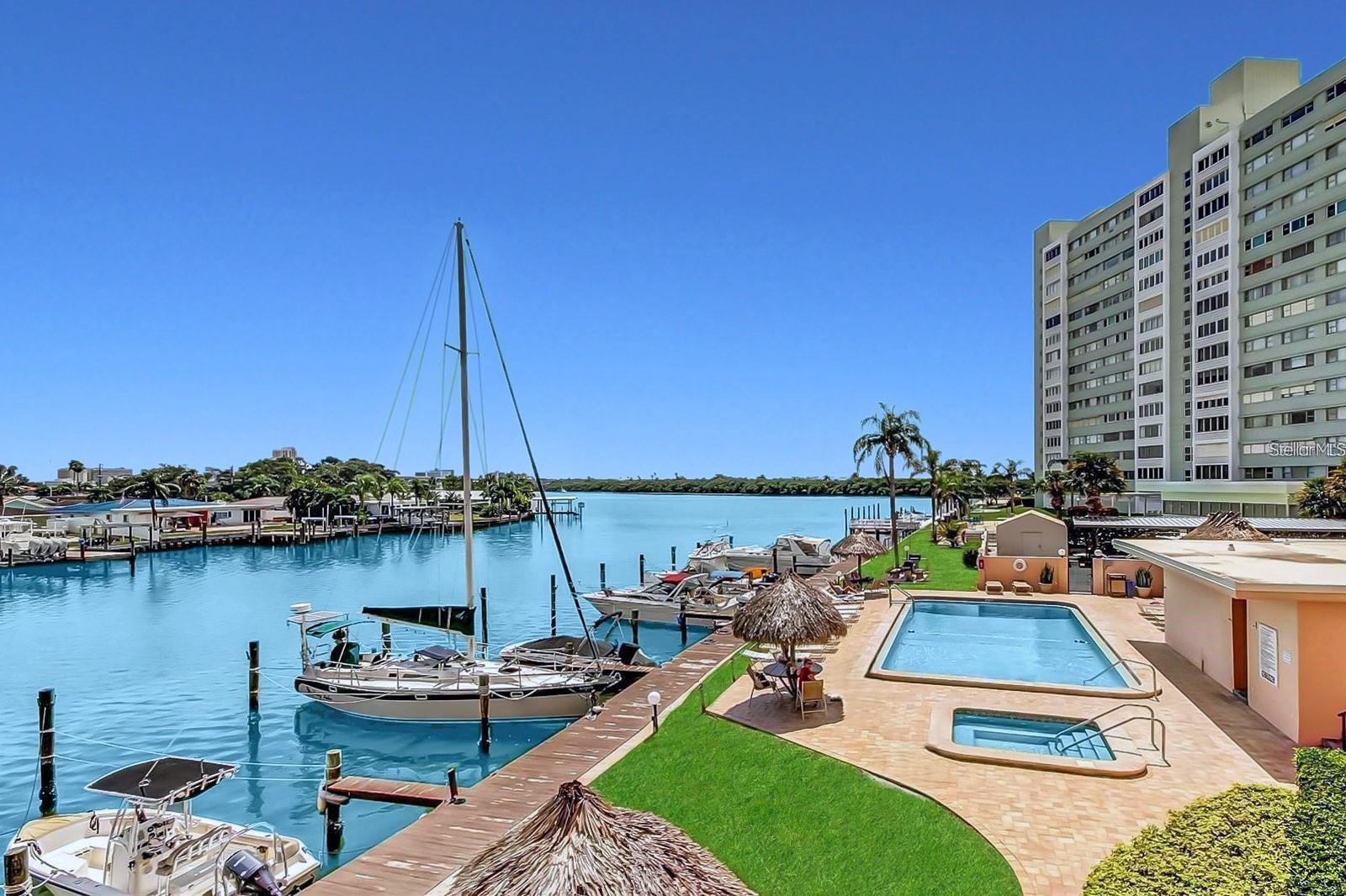 51 ISLAND WAY CONDO - Residential