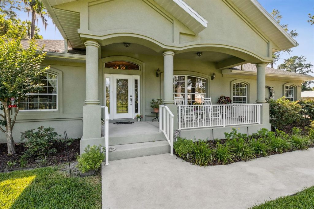 Photo of 166 Mount Royal Avenue, Crescent City, FL 32112 (MLS # GC537650)