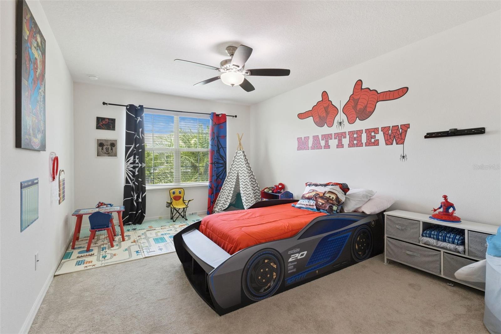 JOHNS LAKE POINTE - Residential