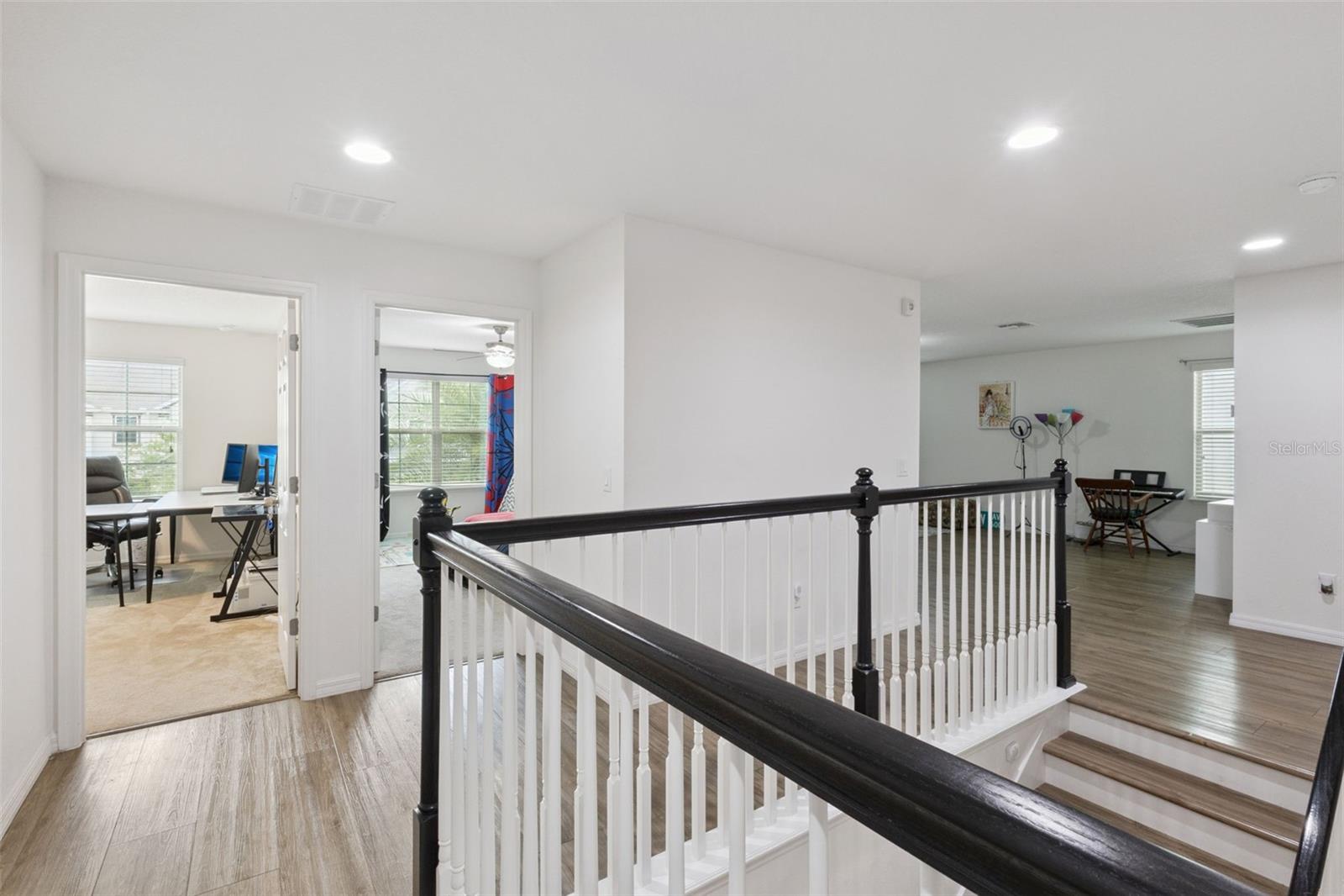 JOHNS LAKE POINTE - Residential