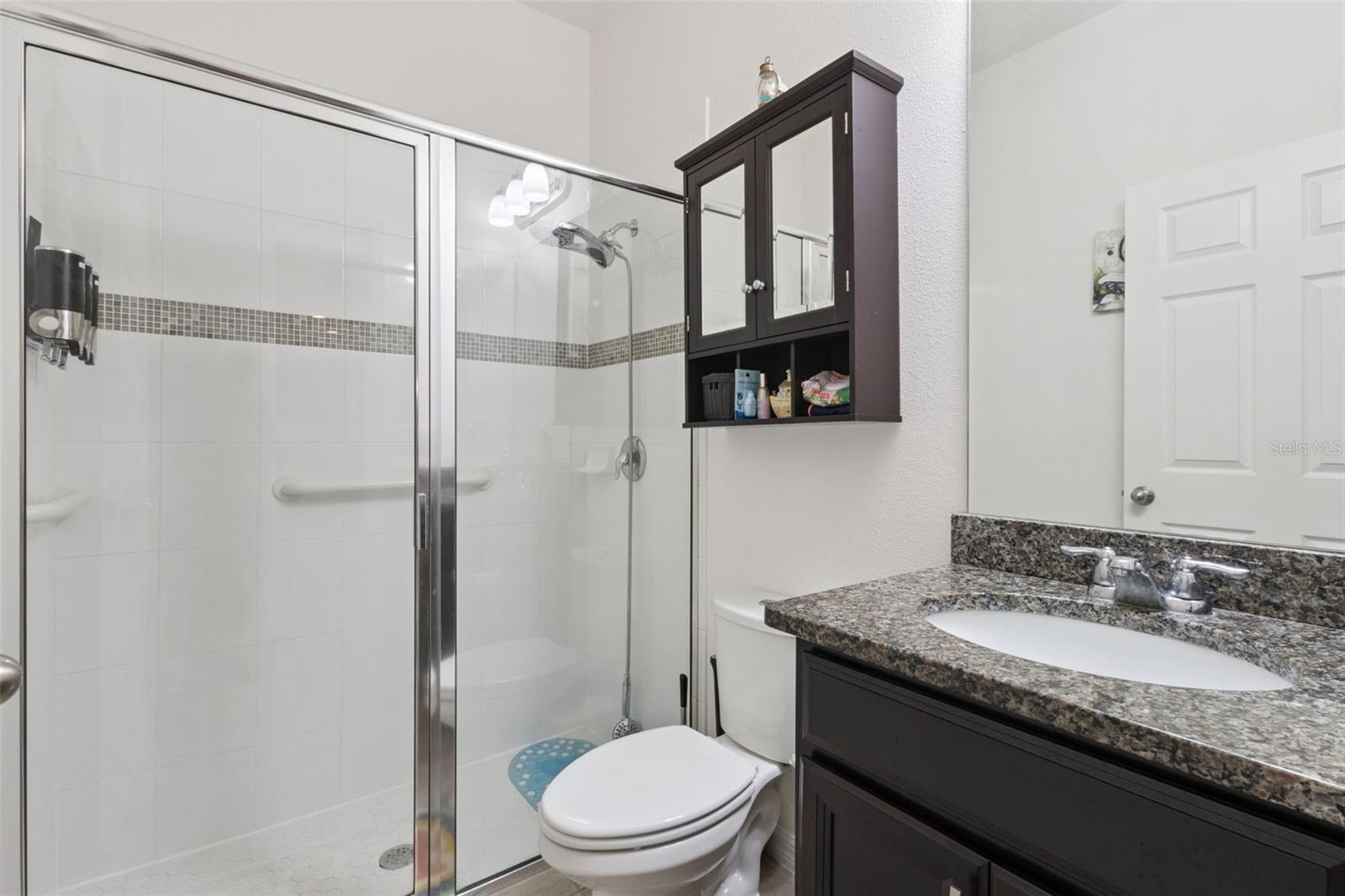 JOHNS LAKE POINTE - Residential