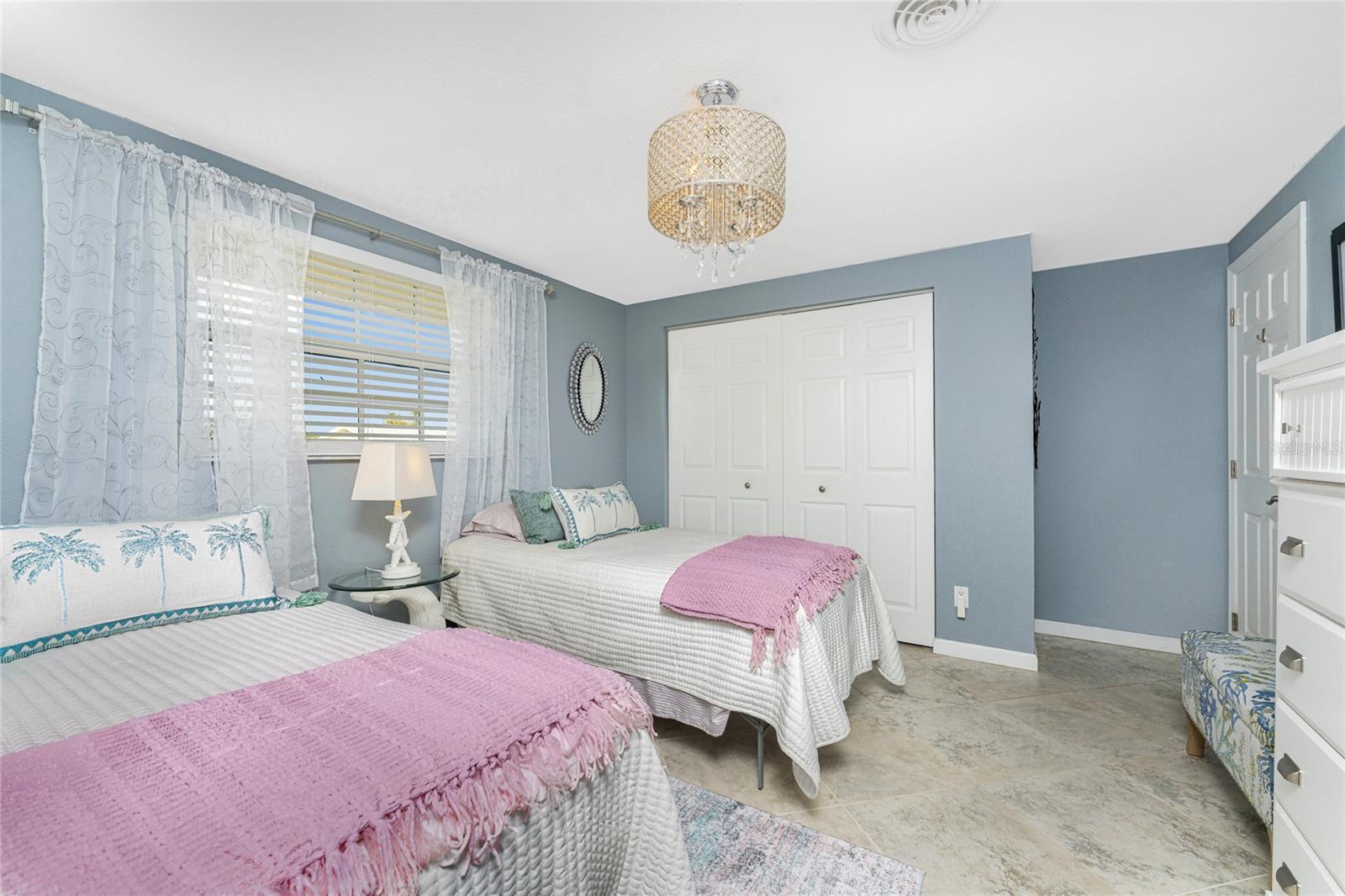 GROVE CITY - Residential