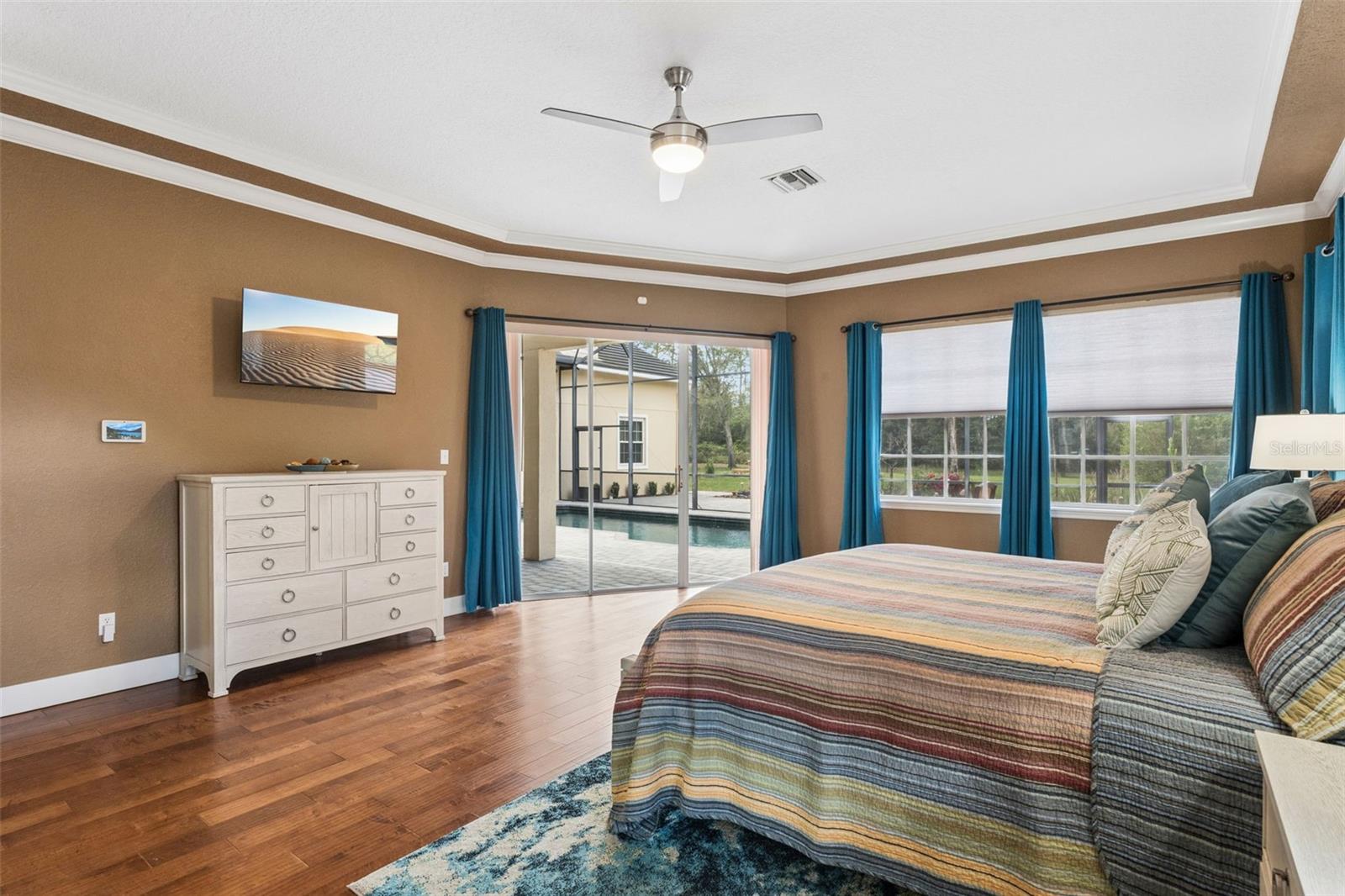 EAGLES CROSSING - Residential