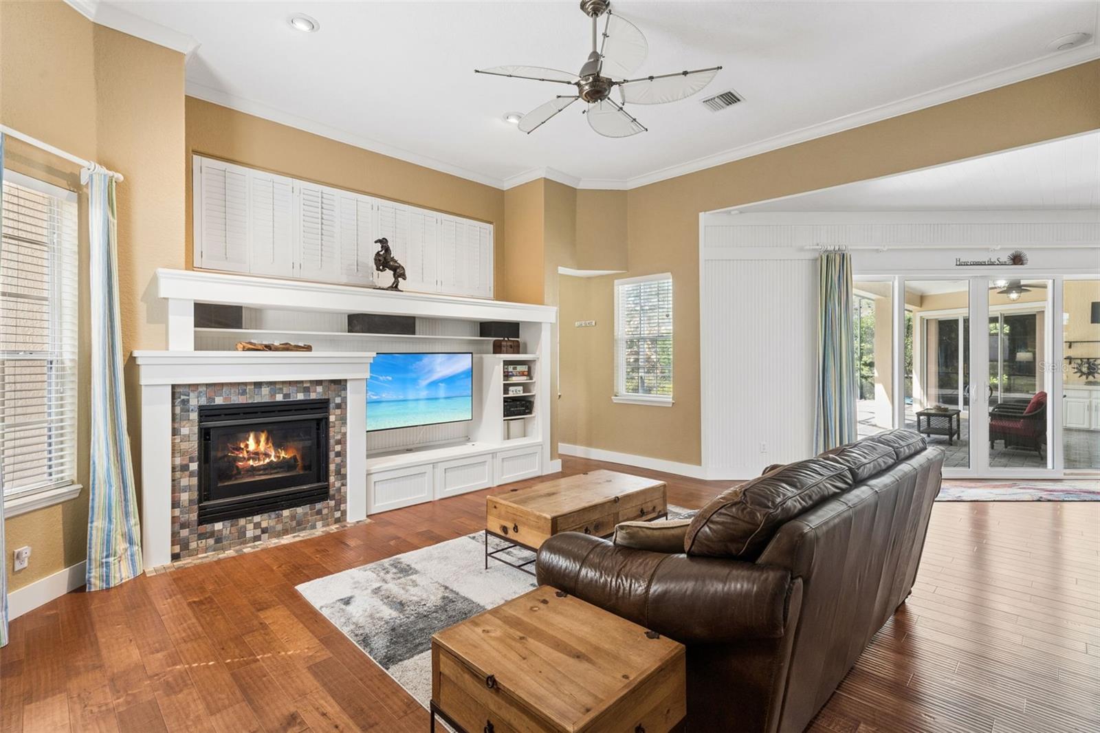 EAGLES CROSSING - Residential