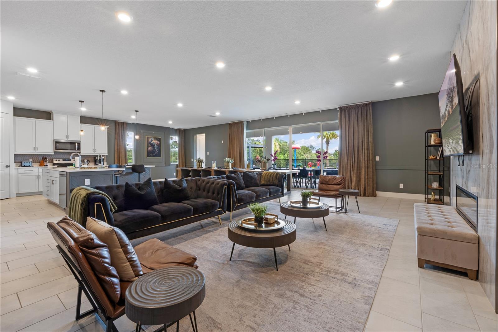 REUNION WEST VILLAGE 3A - Residential