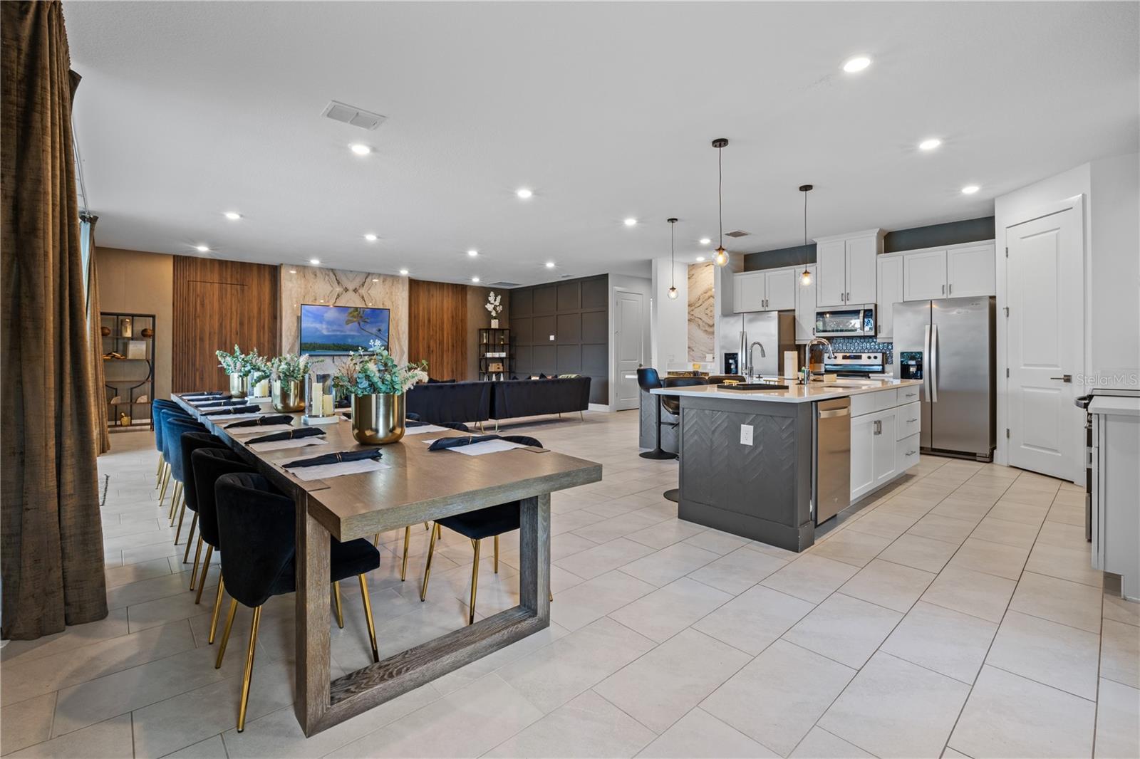 REUNION WEST VILLAGE 3A - Residential