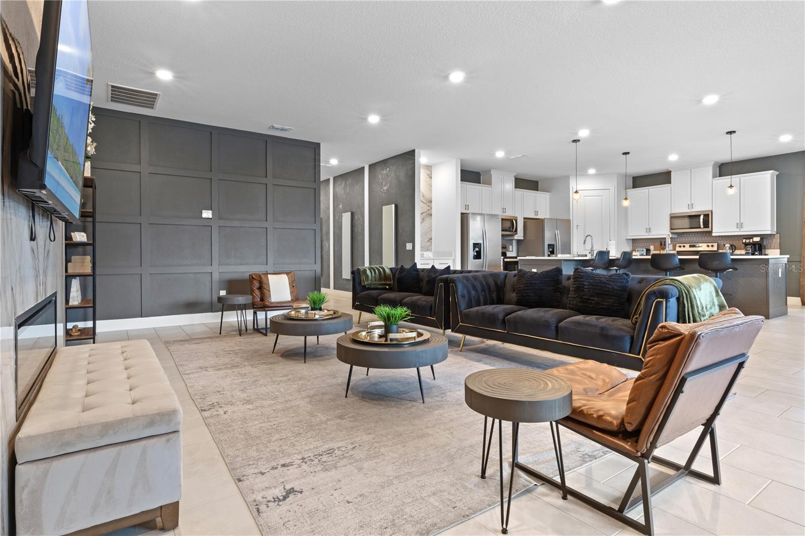 REUNION WEST VILLAGE 3A - Residential