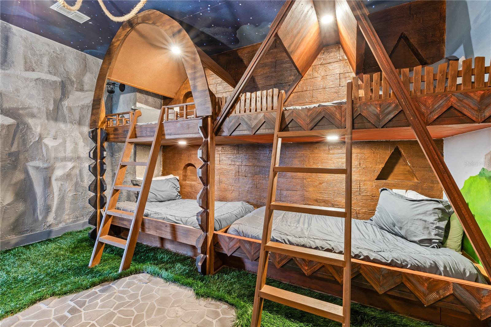 REUNION WEST VILLAGE 3A - Residential