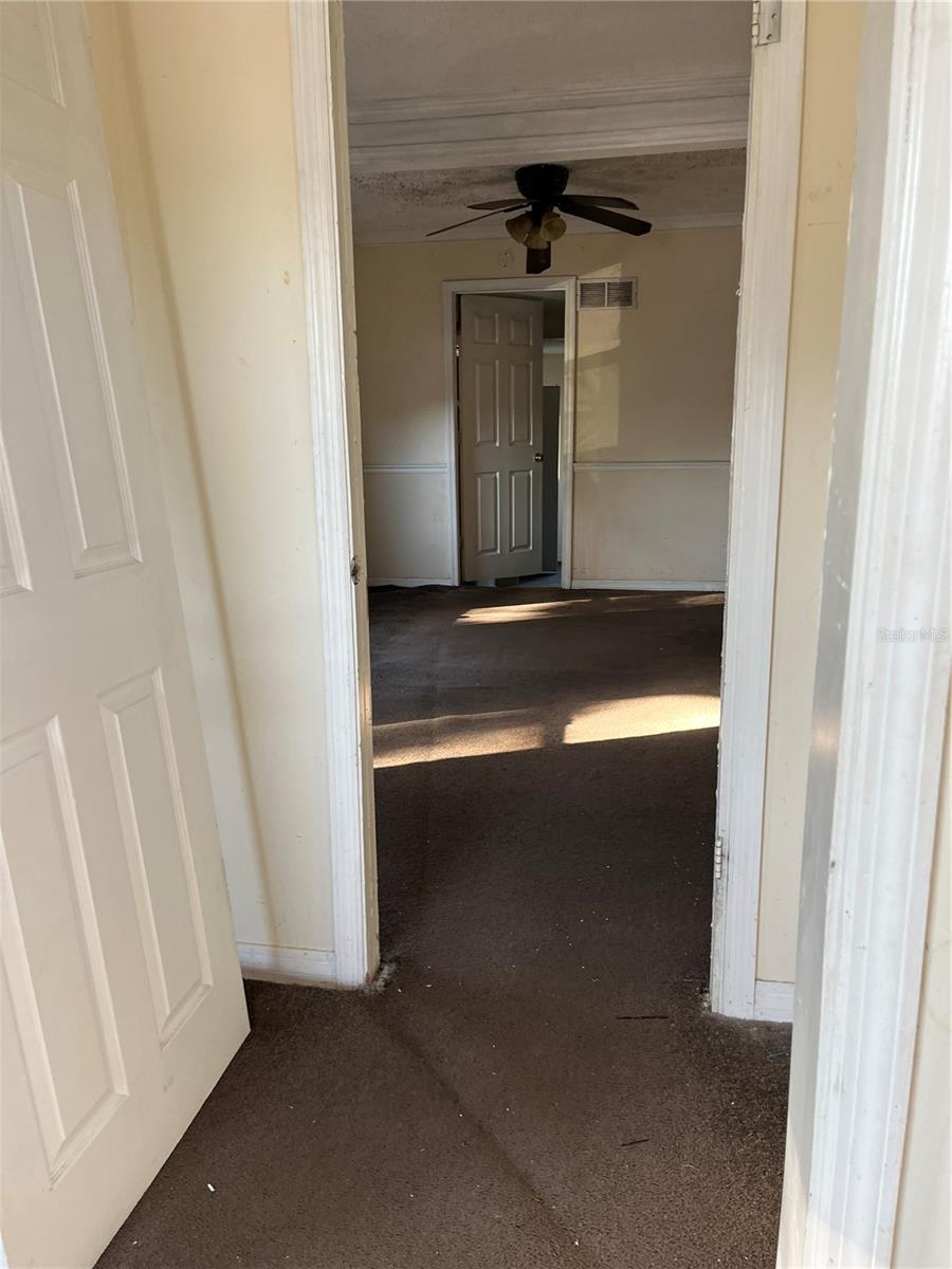 BACK BAY MANOR 3 - Residential