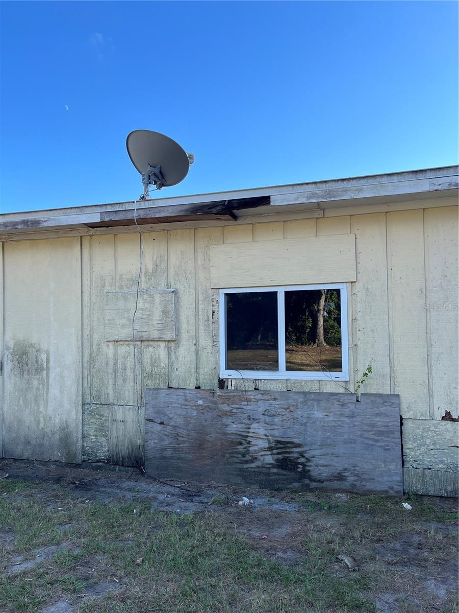 BACK BAY MANOR 3 - Residential