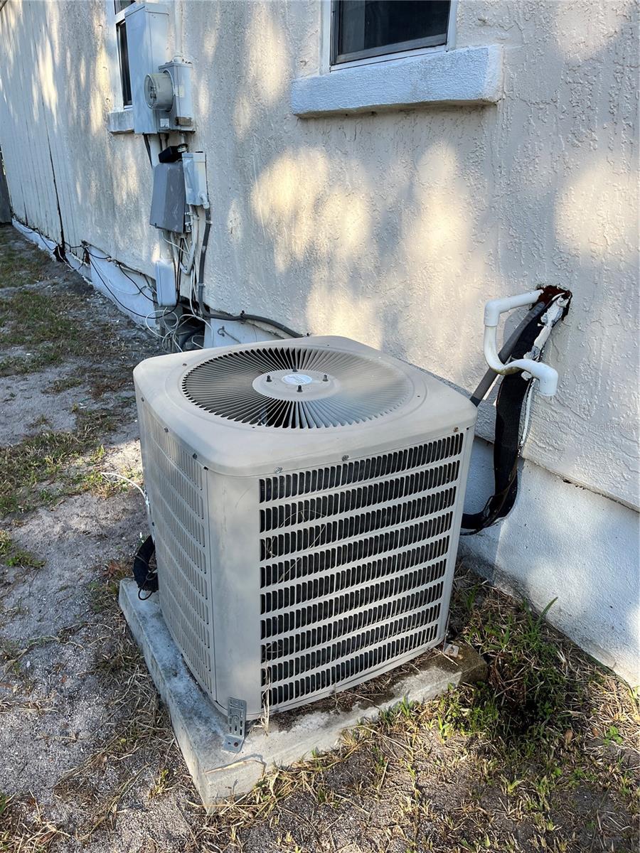 BACK BAY MANOR 3 - Residential