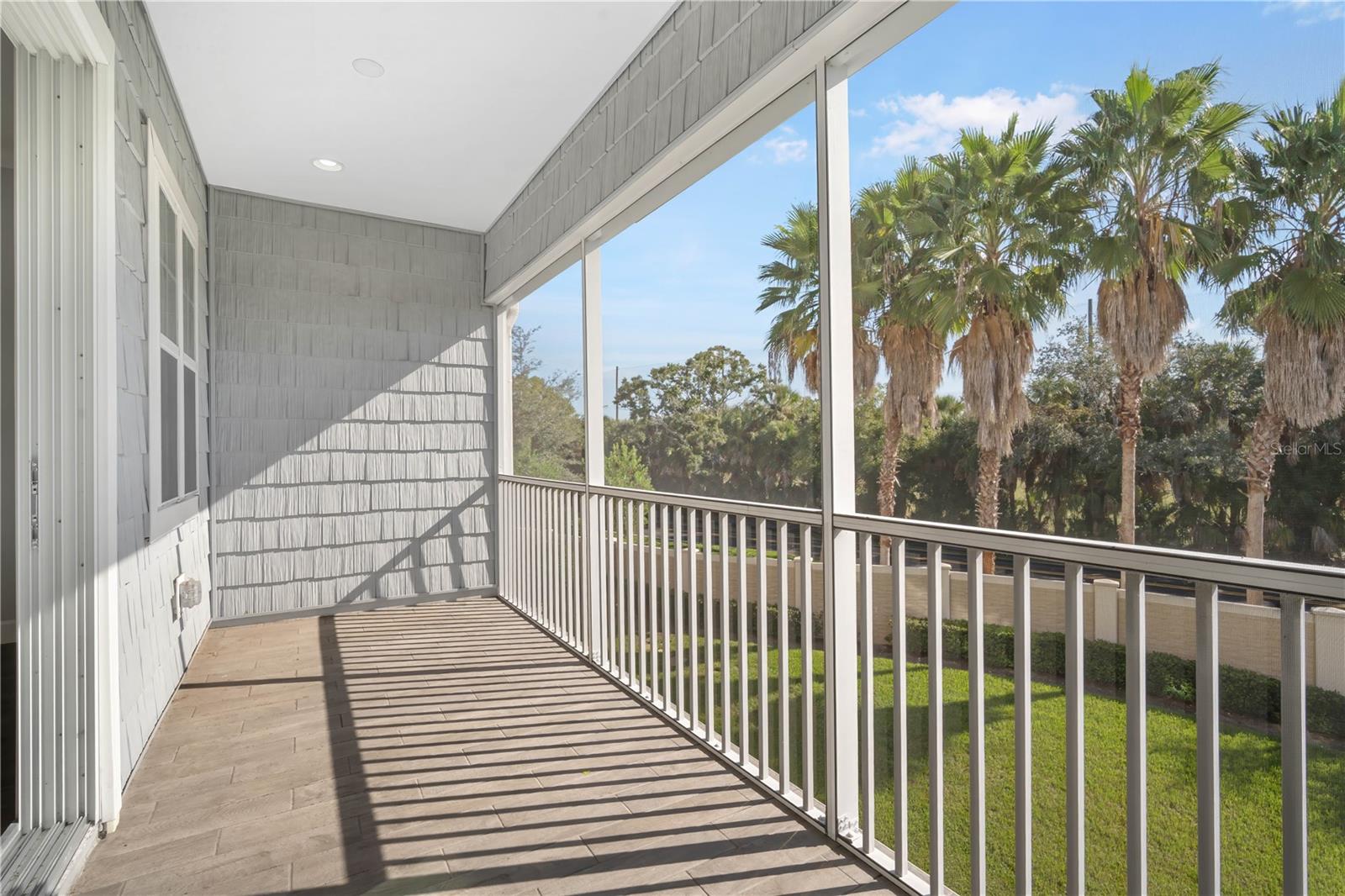 COVE/ROCKY POINT - Residential Lease