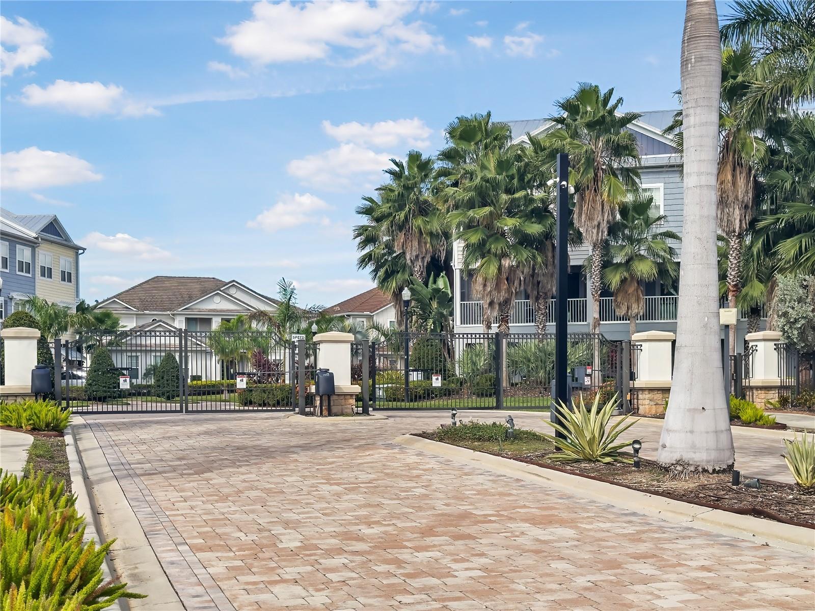 COVE/ROCKY POINT - Residential Lease