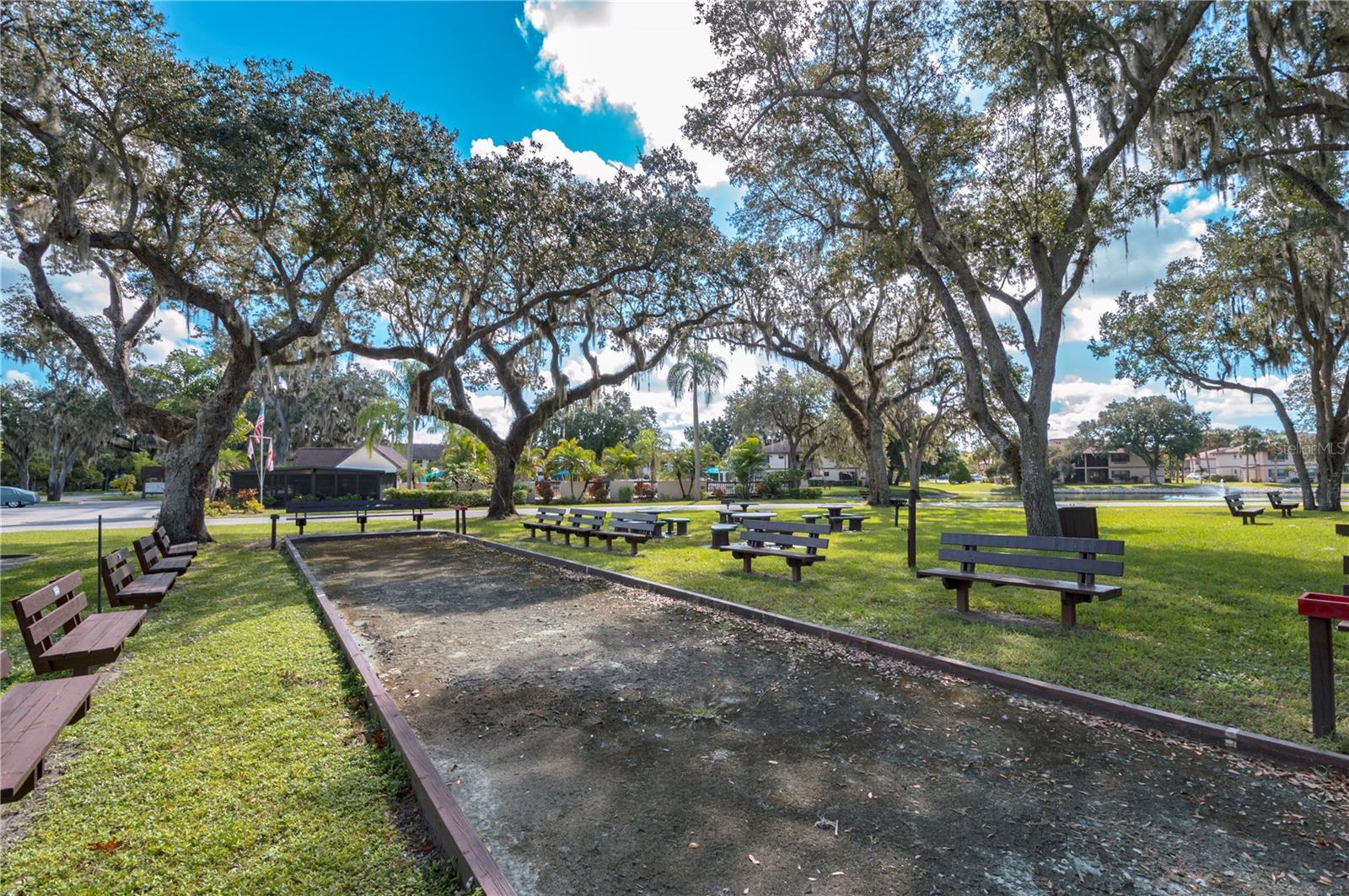 OAKS 03 - Residential