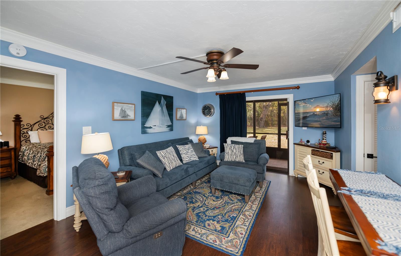 OAKS 03 - Residential