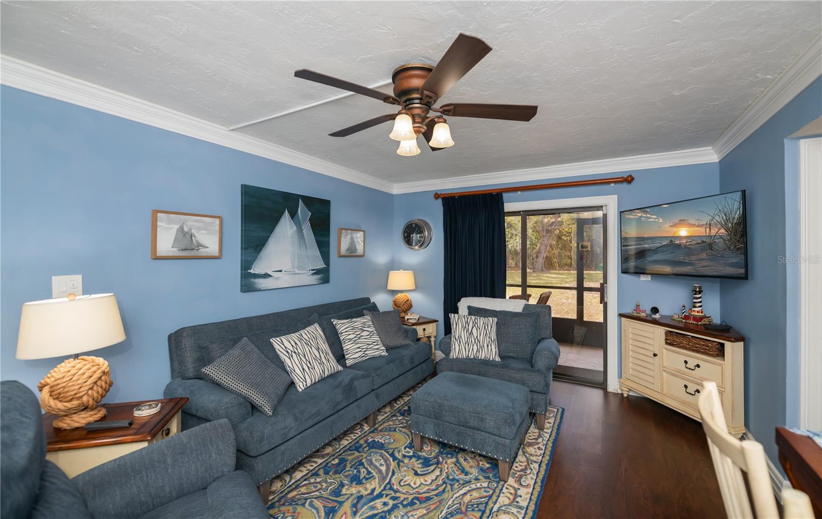 OAKS 03 - Residential