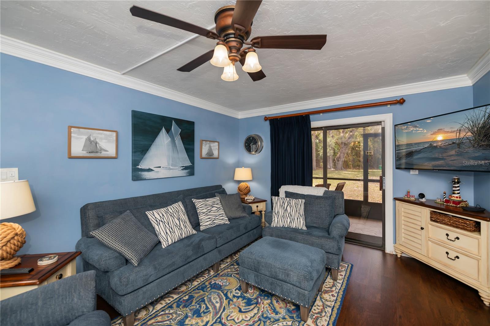 OAKS 03 - Residential