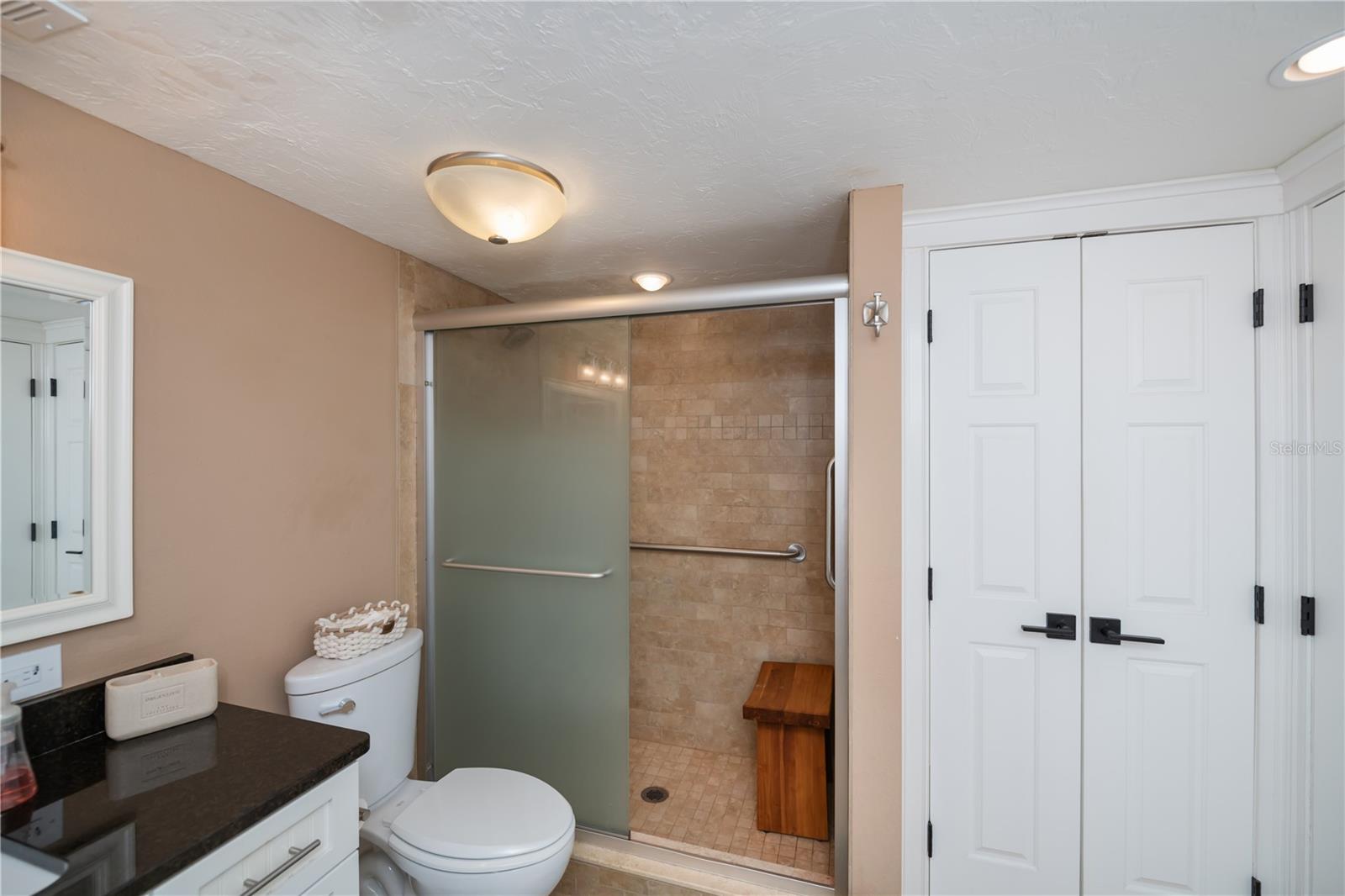 OAKS 03 - Residential