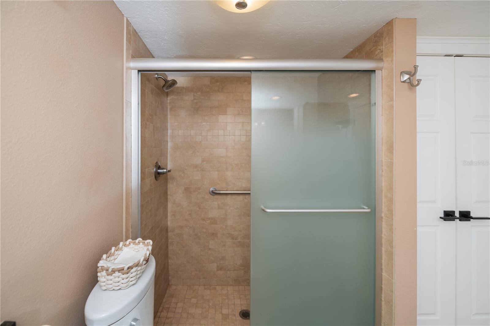 OAKS 03 - Residential