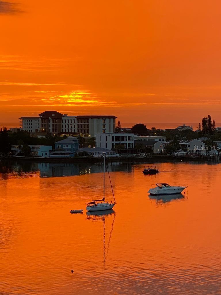 610 ISLAND WAY CONDO - Residential Lease