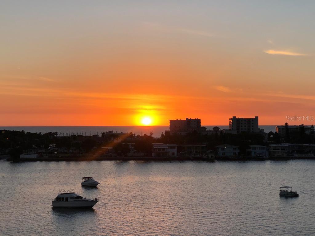 610 ISLAND WAY CONDO - Residential Lease