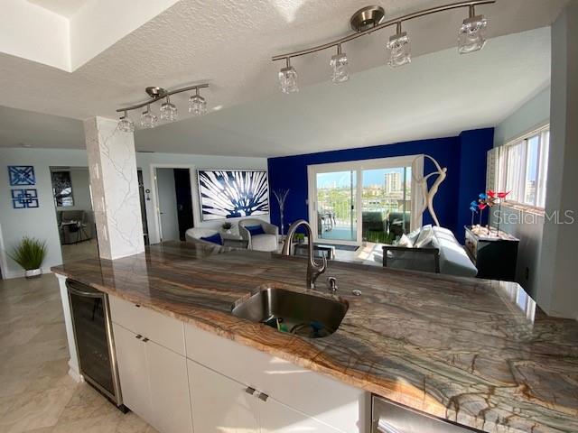 610 ISLAND WAY CONDO - Residential Lease