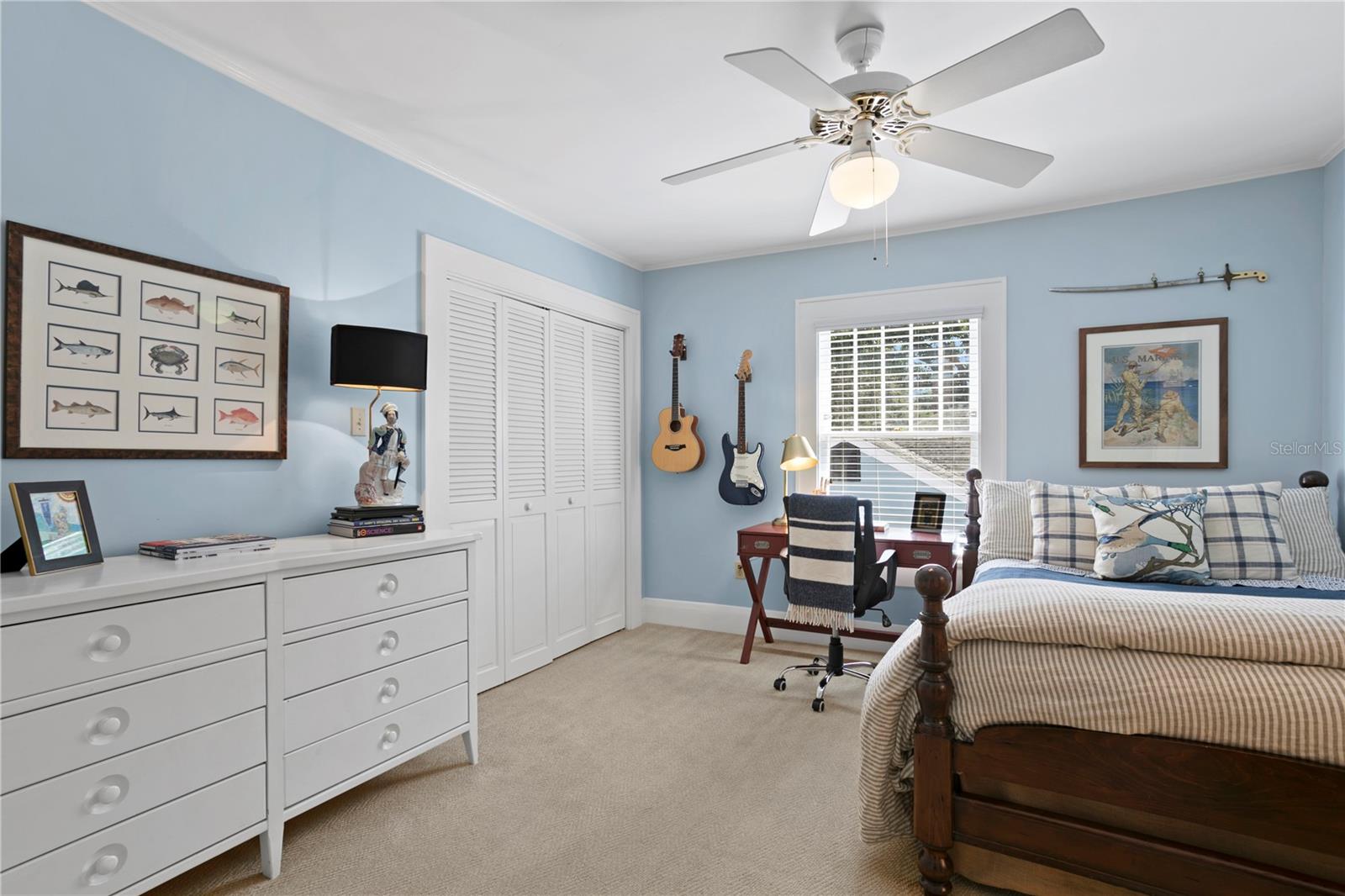 NEW SUBURB BEAUTIFUL - Residential