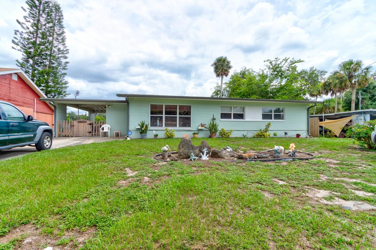 1045 HAMPTON ROAD