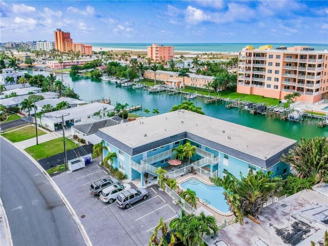 COPA PALMS CONDO - Residential Lease