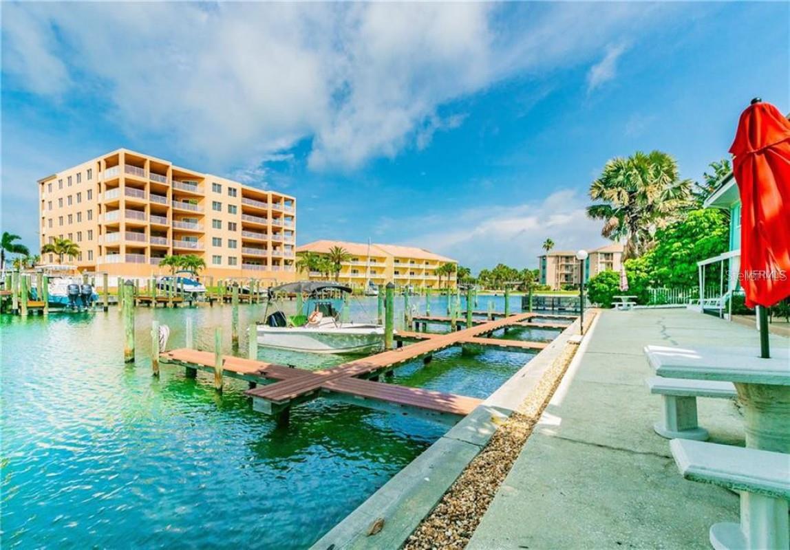 COPA PALMS CONDO - Residential Lease