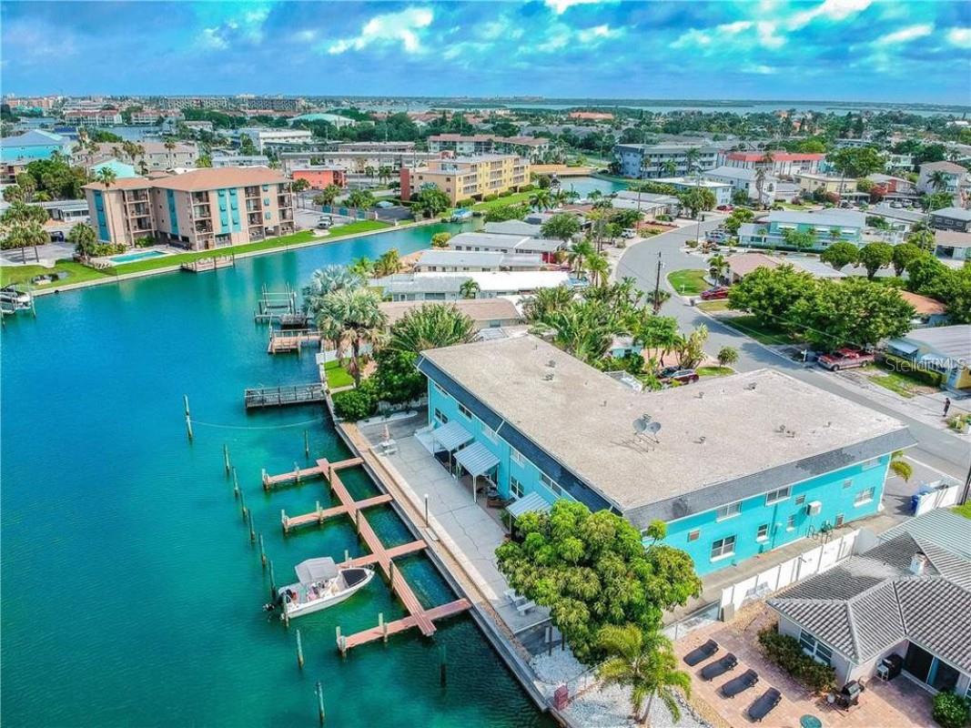 COPA PALMS CONDO - Residential Lease