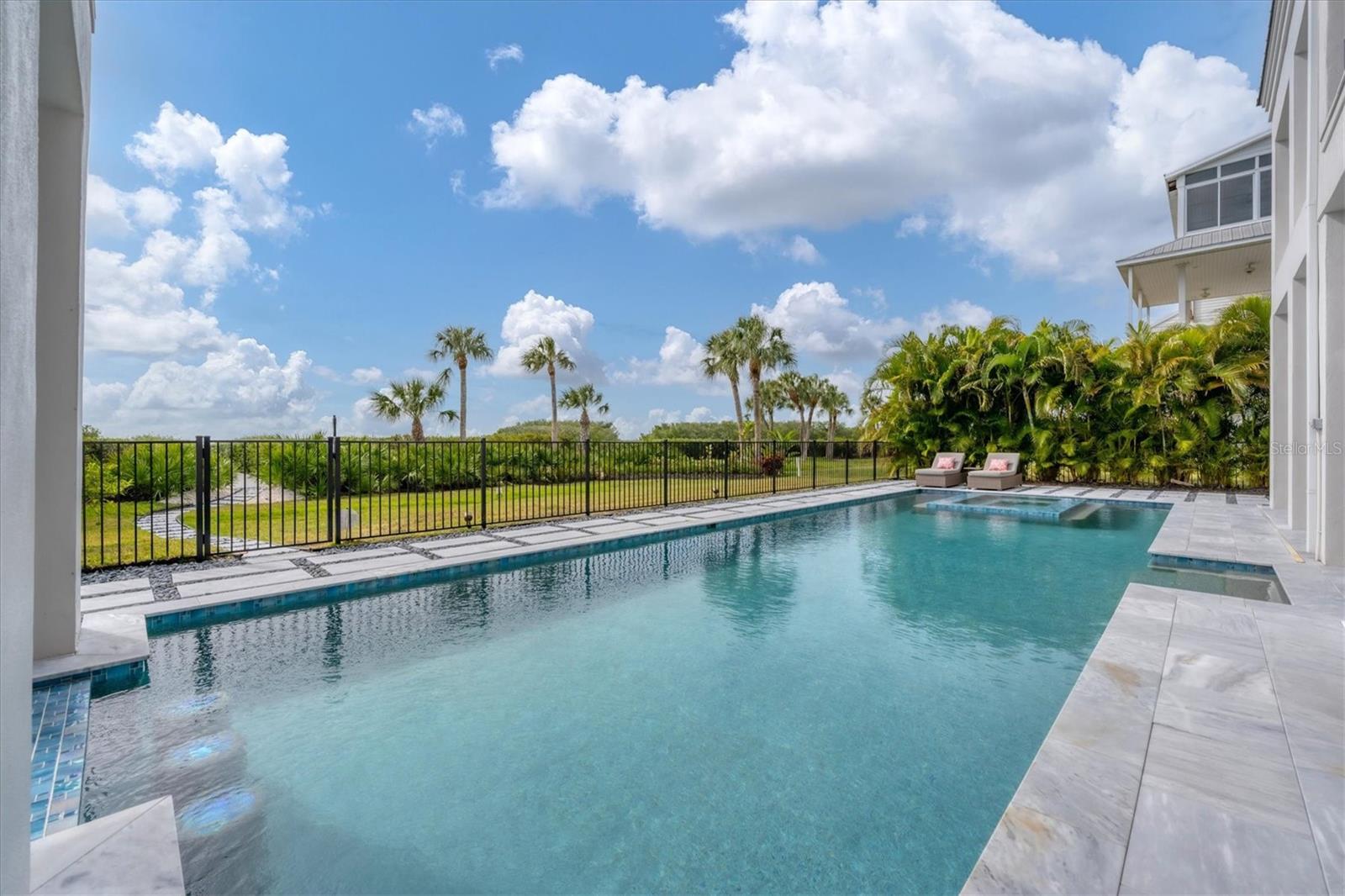 ESPLANADE ON THE BAY - Residential