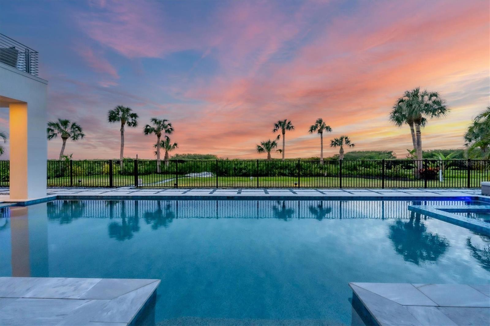 ESPLANADE ON THE BAY - Residential