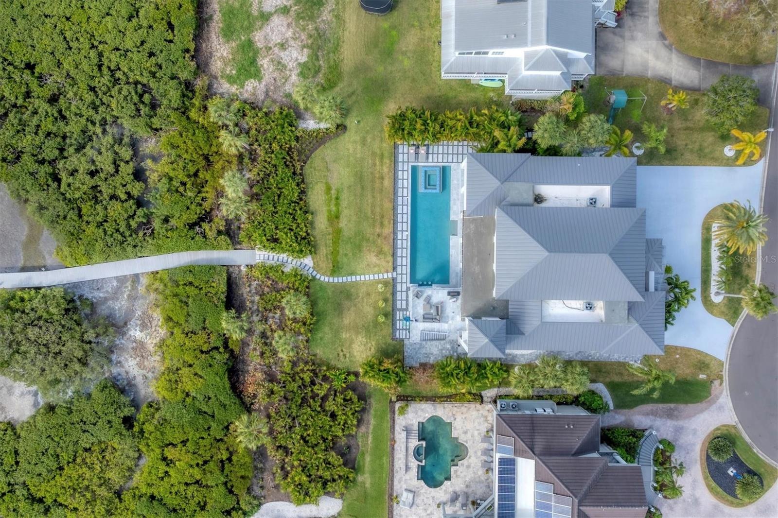 ESPLANADE ON THE BAY - Residential