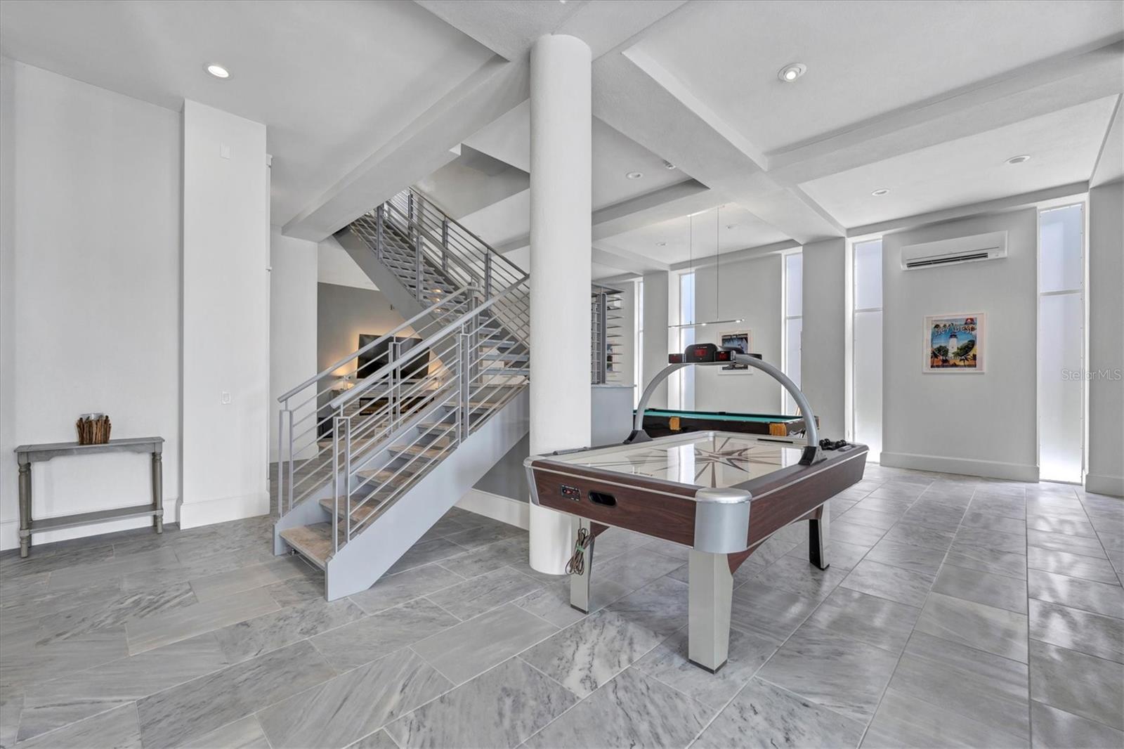 ESPLANADE ON THE BAY - Residential