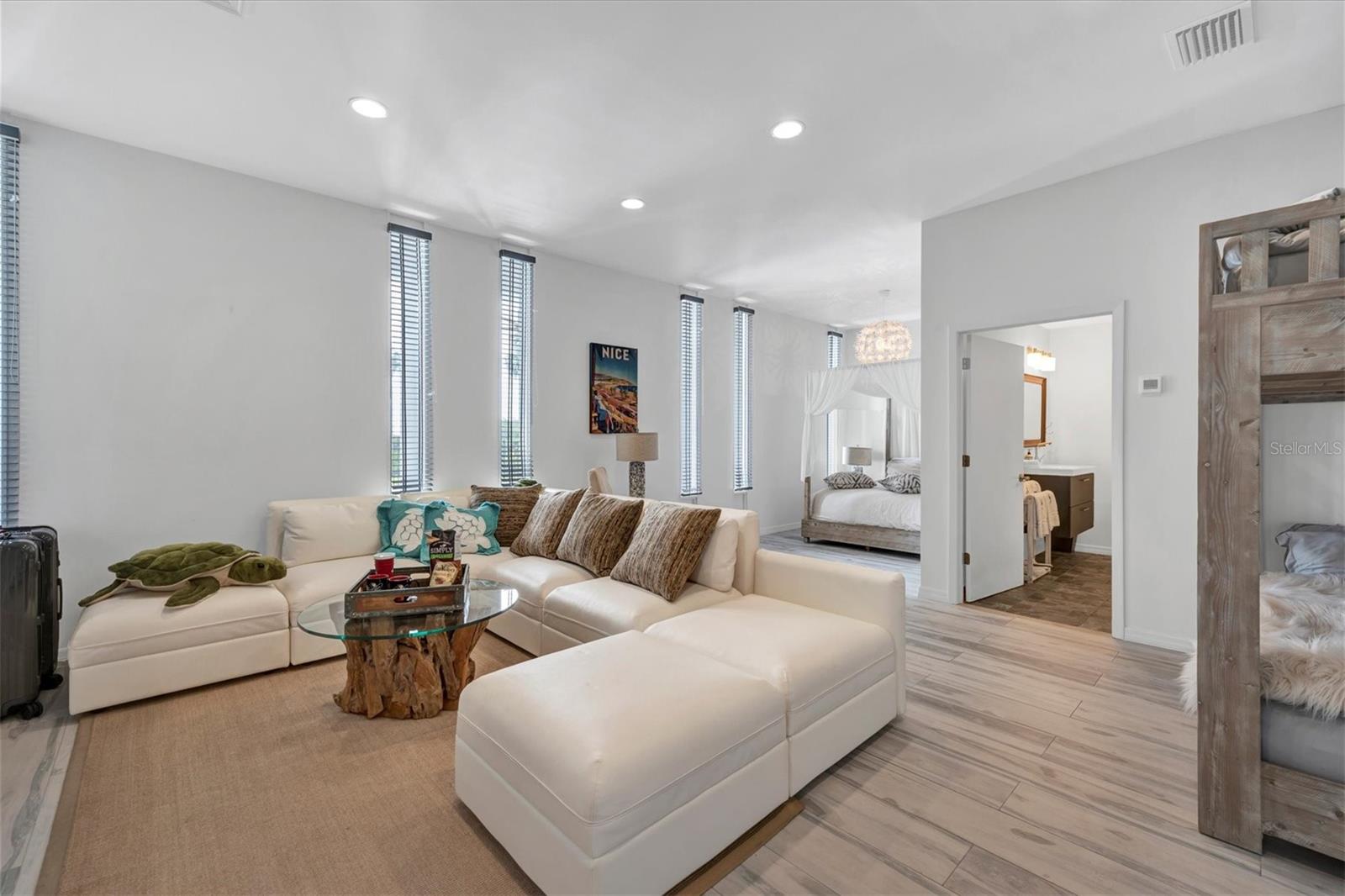 ESPLANADE ON THE BAY - Residential