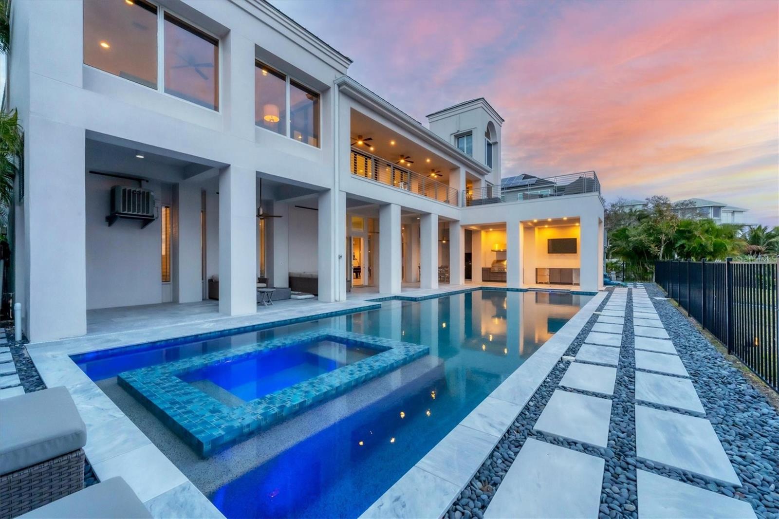 ESPLANADE ON THE BAY - Residential