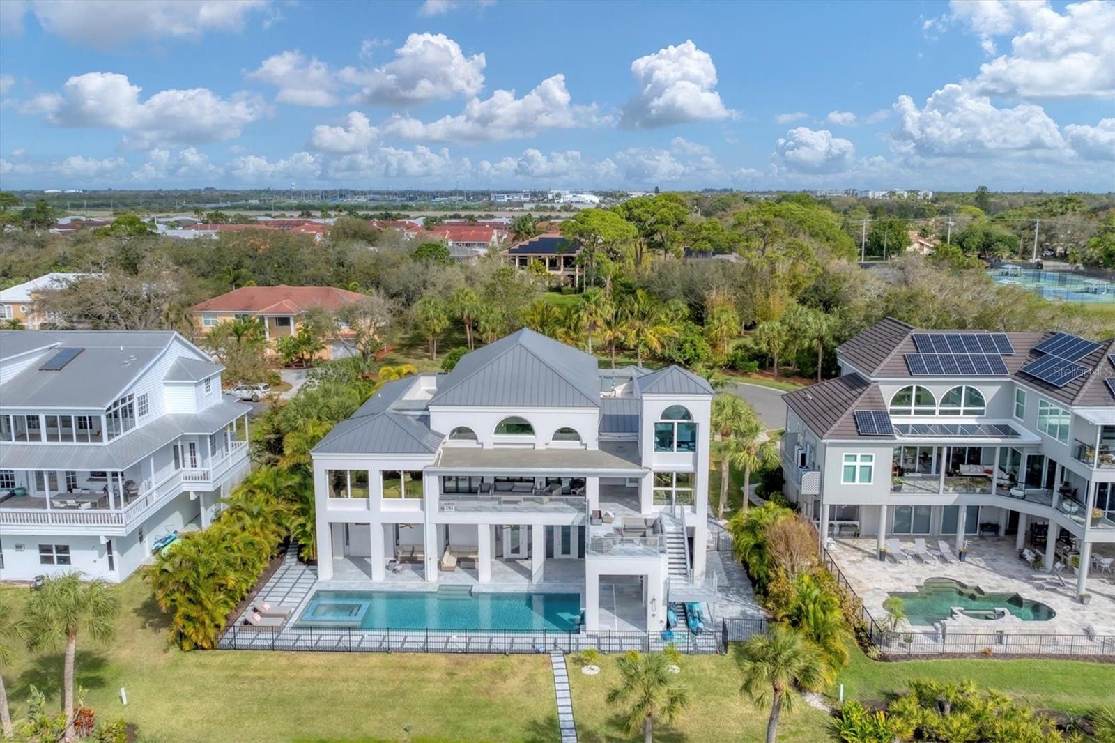 ESPLANADE ON THE BAY - Residential