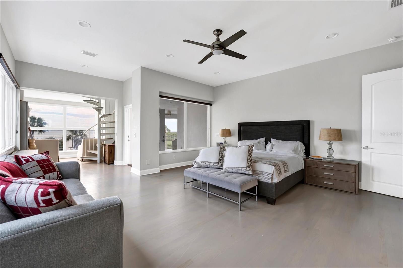 ESPLANADE ON THE BAY - Residential