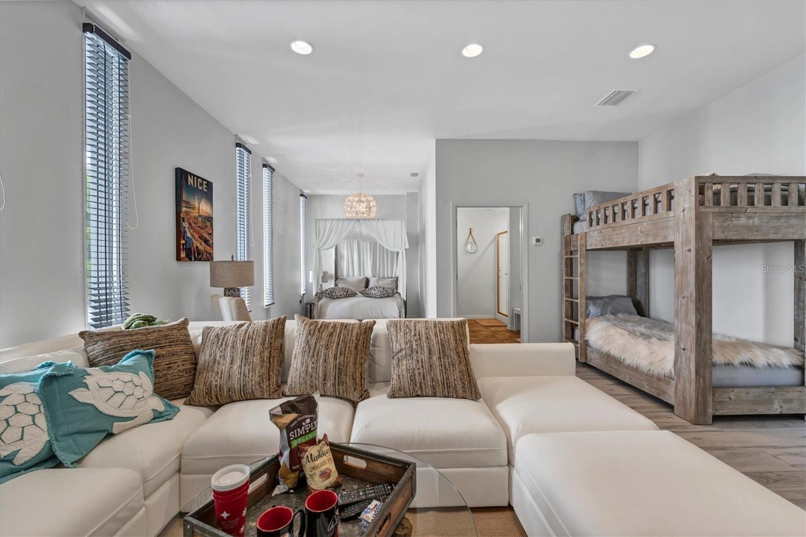 ESPLANADE ON THE BAY - Residential